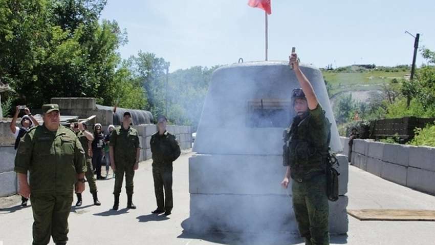  "ЛНР" подтвердила начало разведения сил в Золотом