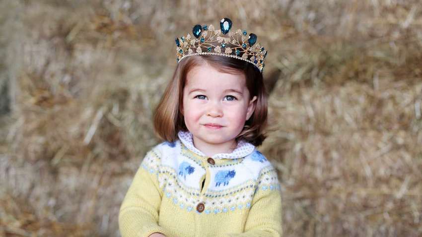 Внучка Елизаветы II стала гордостью королевской семьи - причина