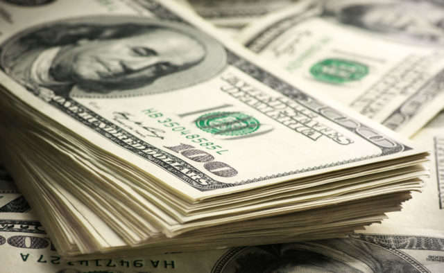 На цьому тижні очікується плавне зростання долара