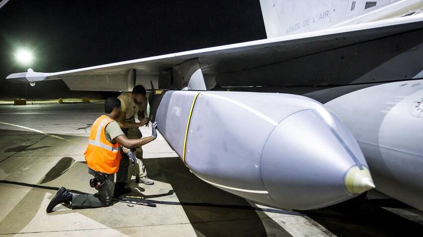 Страшний сон для Росії: коли Україна отримає нові ракети ERAM від США