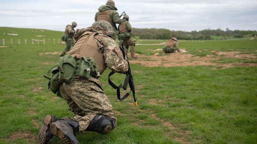 Стало відомо, як вдвічі зменшити необхідну кількість бійців в окопах