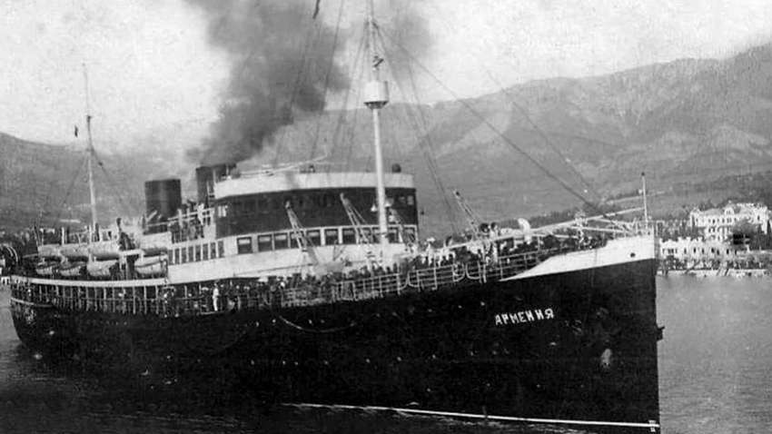 80 років пошуків: біля берегів Криму знайшли потоплений німцями теплохід (відео)