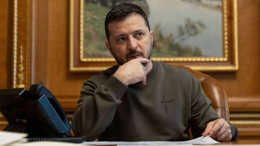 Зеленський відповів на цинічне запрошення Лукашенка для українців приїждати в Білорусь Зеленський відповів на цинічне запрошення Лукашенка для українців приїждати в Білорусь