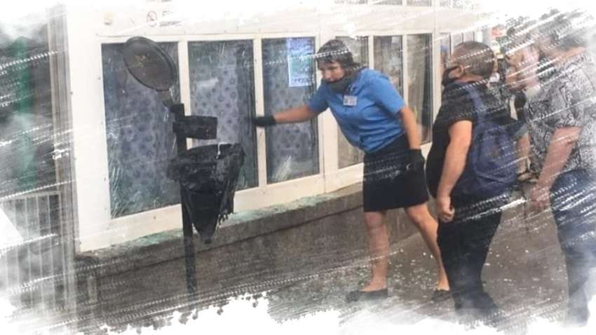 У Києві біля метро стався вибух: є постраждалі У Києві біля метро стався вибух: є постраждалі