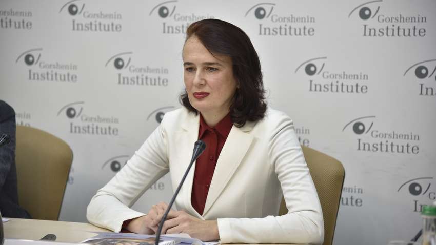 Сильні та слабкі сторони проекту бюджету-2022: експертний аналіз Сильні та слабкі сторони проекту бюджету-2022: експертний аналіз