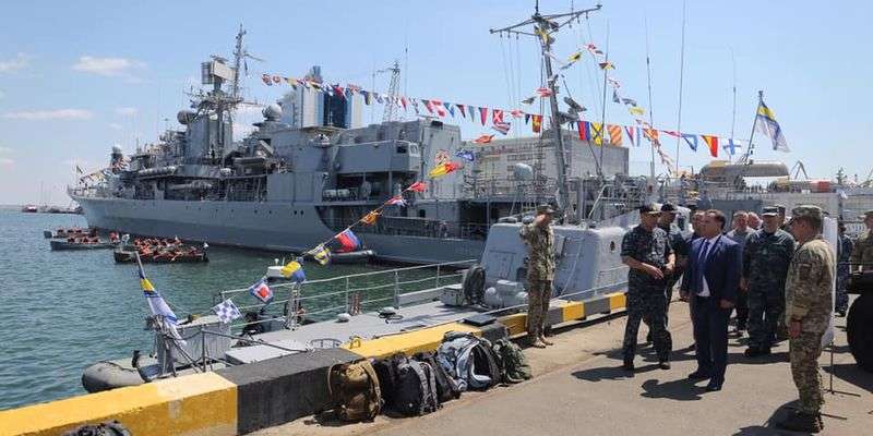 Сьогодні в Україні відзначають день ВМС