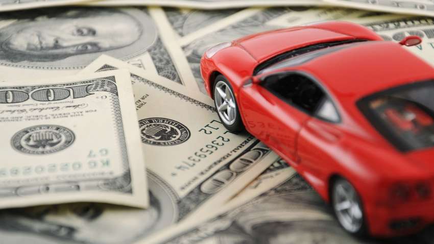 Запустили онлайн-калькулятор, який розраховує податок при розмитненні авто