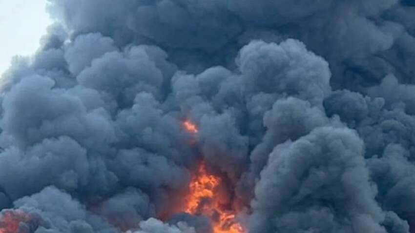 Россия содрогалась от взрывов: какие объекты оказались под атакой дронов Россия содрогалась от взрывов: какие объекты оказались под атакой дронов