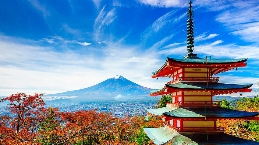 Зеленский завтра вылетает в Японию