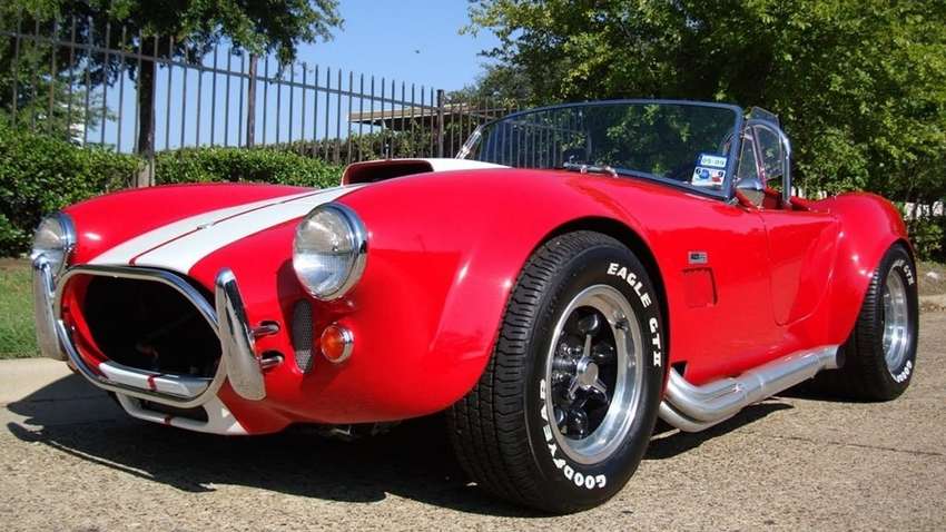 Крутые автомобили, которым так и не удалось выйти на большую дорогу. Часть 2