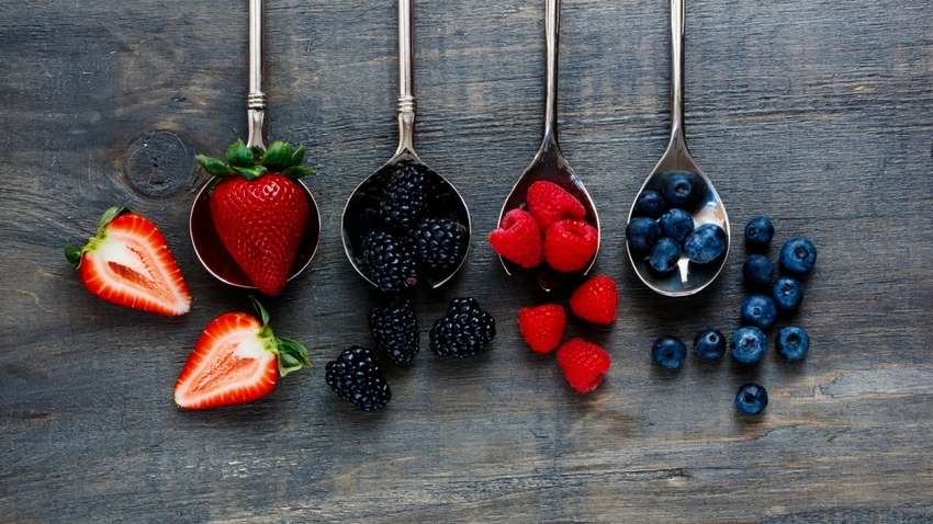 Десерти з літніми ягодами: три простих рецепти