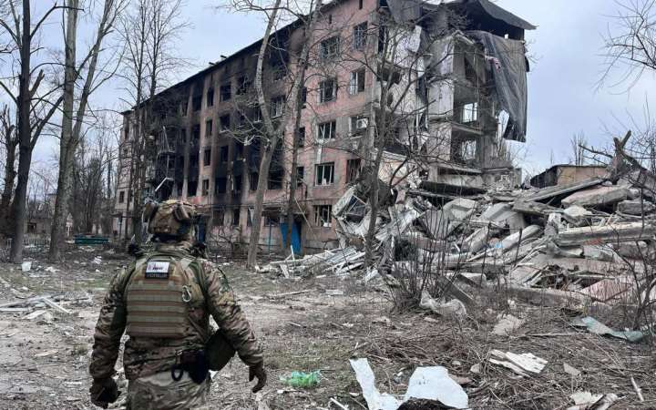 Почему россиянам удается продолжать наступление: названа причина Почему россиянам удается продолжать наступление: названа причина