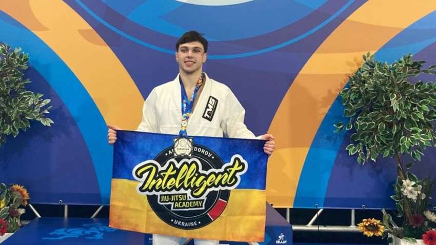 Украинский спортсмен выиграл серебро на чемпионате Европы IBJJF по бразильскому джиу-джитсу