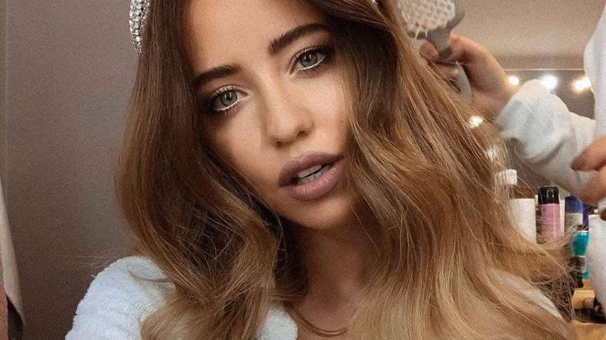 «Все время стеснялась»: Дорофеева рассказала о своих комплексах