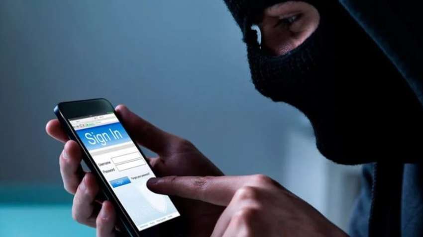 Вам надійшли гроші: шахраї обманюють українців за новою схемою Вам надійшли гроші: шахраї обманюють українців за новою схемою