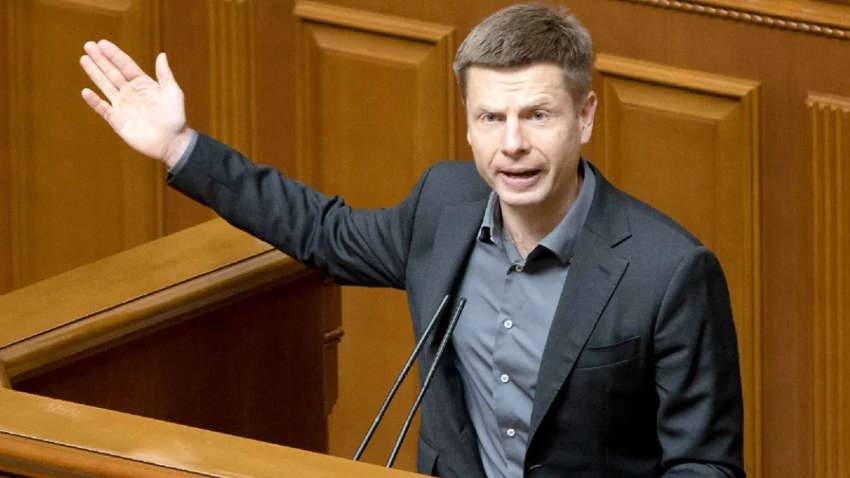 Нардеп от "ЕС" подтвердил, что Рада может пробыть на каникулах до 20 августа: "Кайф, а не жизнь"