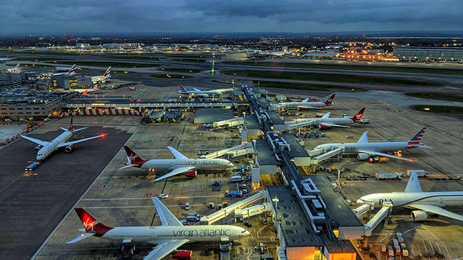 Главный аэропорт Лондона отменил более 170 рейсов