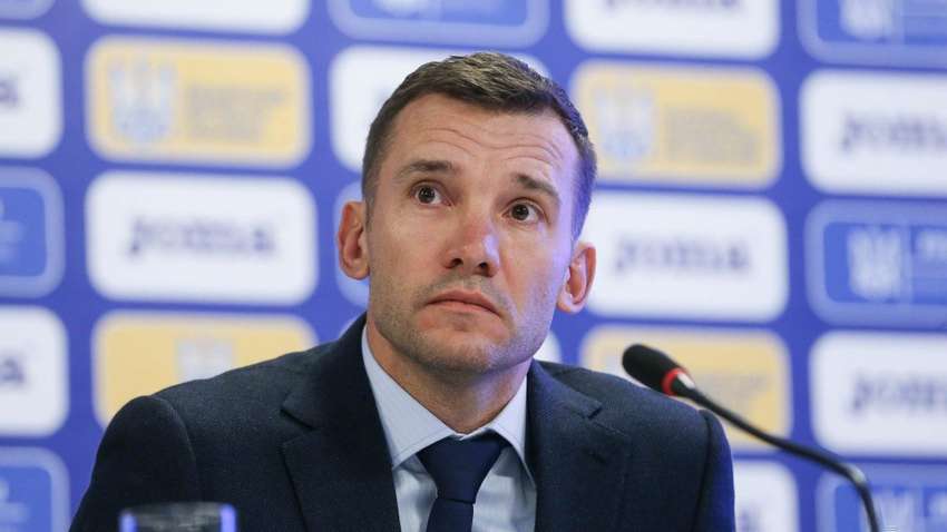 Як тренер збірної України з футболу відреагував на заяви росіян щодо нової форми