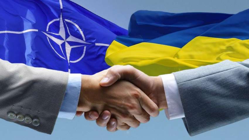 Соцсети НАТО впервые "заговорили" на украинском языке: подробности Соцсети НАТО впервые "заговорили" на украинском языке: подробности