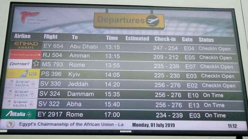 Вже 50-й аеропорт змінив назву Києва