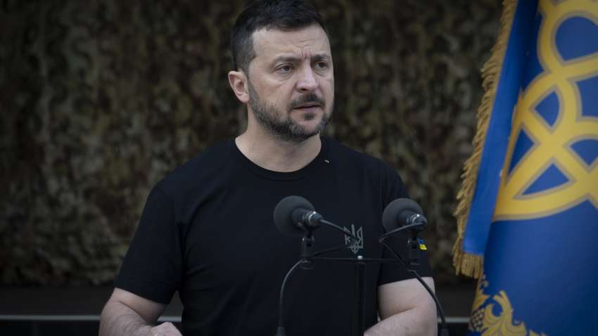 Зеленский окончательно закрыл вопрос по приглашению Украины в НАТО Зеленский окончательно закрыл вопрос по приглашению Украины в НАТО