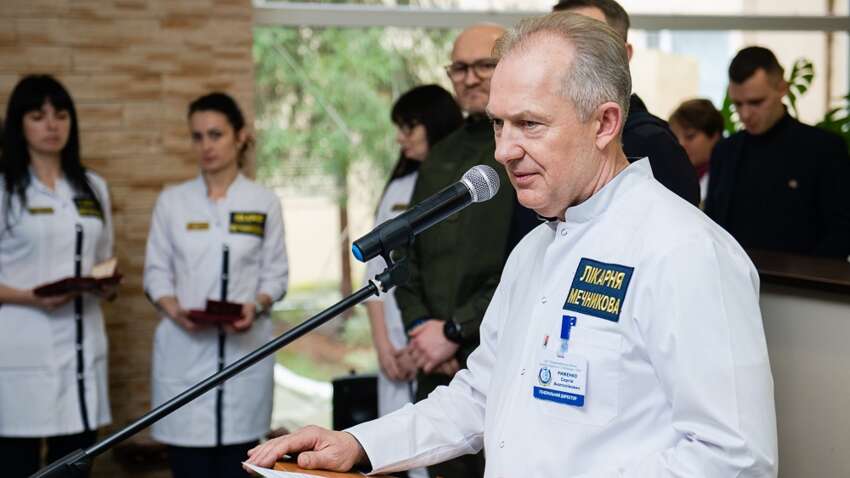 Космические взятки за обследование: известный в Украине врач попал в громкий скандал Космические взятки за обследование: известный в Украине врач попал в громкий скандал