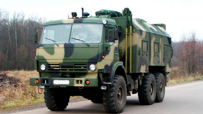 ВСУ захватили ценный трофей – командно-штабную машину Р-149АКШ-1: в чем ее важность ВСУ захватили ценный трофей – командно-штабную машину Р-149АКШ-1: в чем ее важность