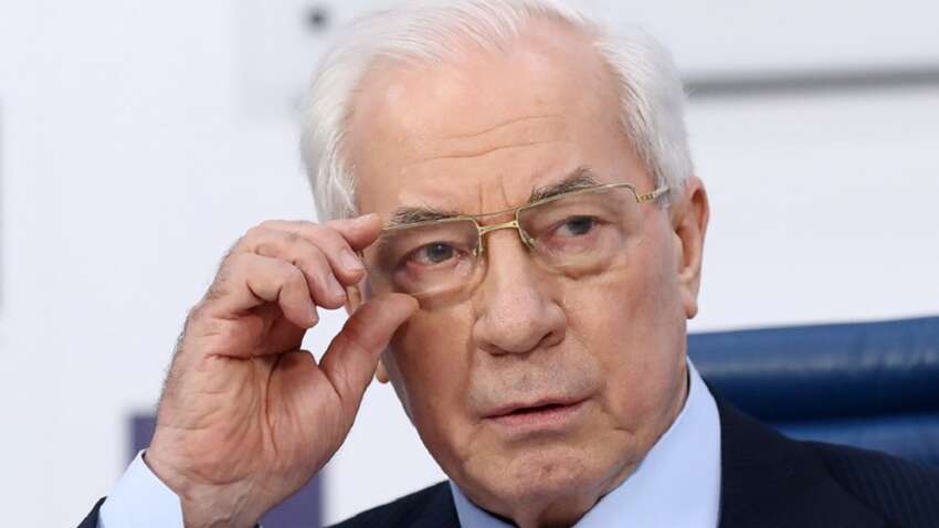 Суд вынес приговор Азарову: сколько лет экспремьер должен провести за решеткой    