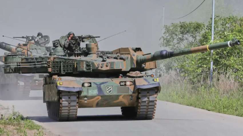 Європейська країна розмістила танки біля кордону з Росією Європейська країна розмістила танки біля кордону з Росією