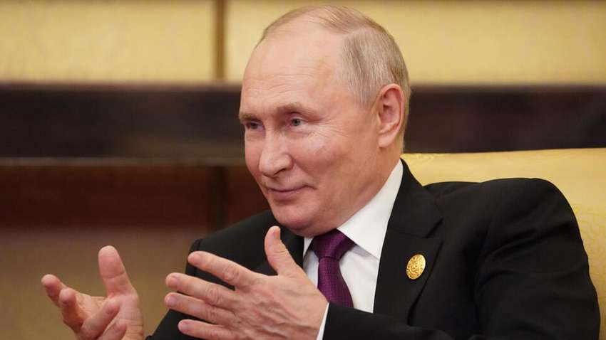 Путин неожиданно заявил, что Россия "любит Канаду и США, но…" Путин неожиданно заявил, что Россия "любит Канаду и США, но…"