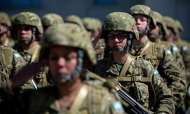 Несподівана країна допустила відправку своїх військових в Україну Несподівана країна допустила відправку своїх військових в Україну