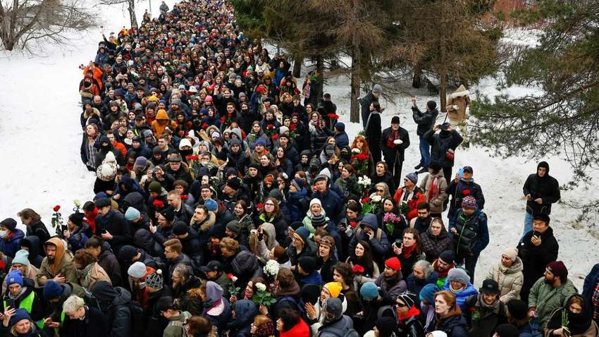 Похороны Навального закончились массовыми арестами: подробности