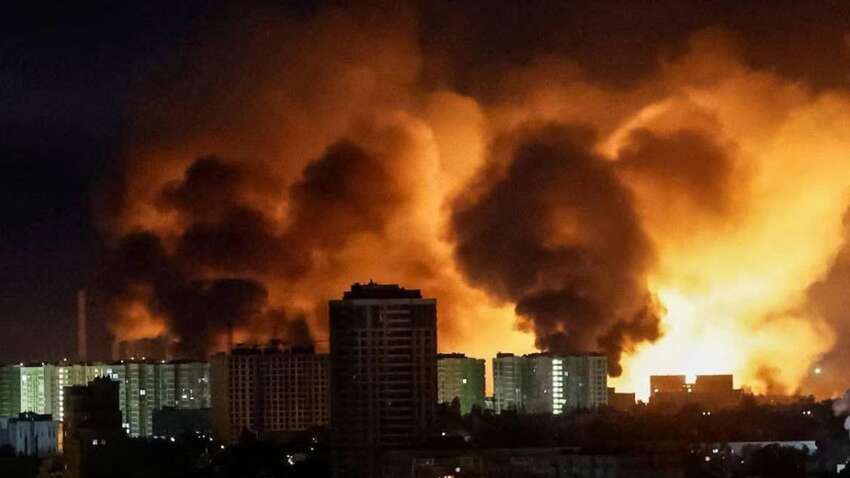 Масштабы разрушений ужасают: сколько домов в Киеве восстановили после обстрелов и за какие средства Масштабы разрушений ужасают: сколько домов в Киеве восстановили после обстрелов и за какие средства