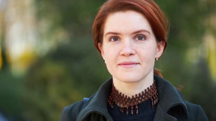 "Час волонтерів має пройти": народна депутатка закликала волонтерів та жінок йти на фронт