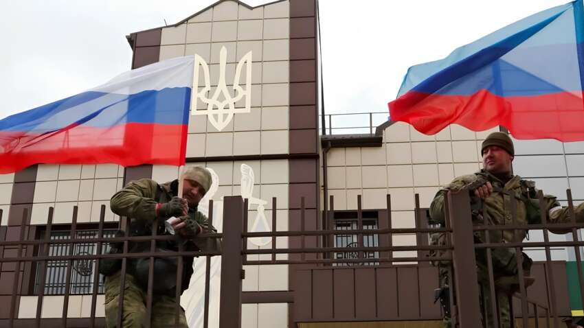 Людям на окупованих територіях буде ще складніше: яке рішення ухвалив Путін