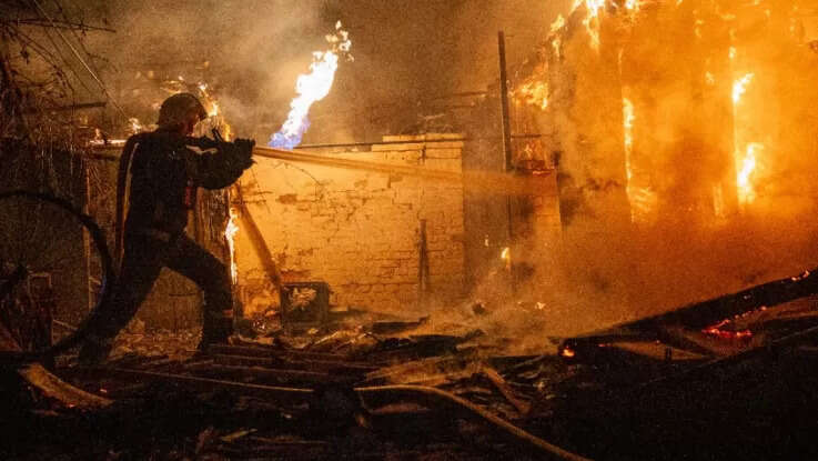 Безліч руйнувань, проблеми зі світлом та транспортом: яке місто накрила вогнем РФ Безліч руйнувань, проблеми зі світлом та транспортом: яке місто накрила вогнем РФ