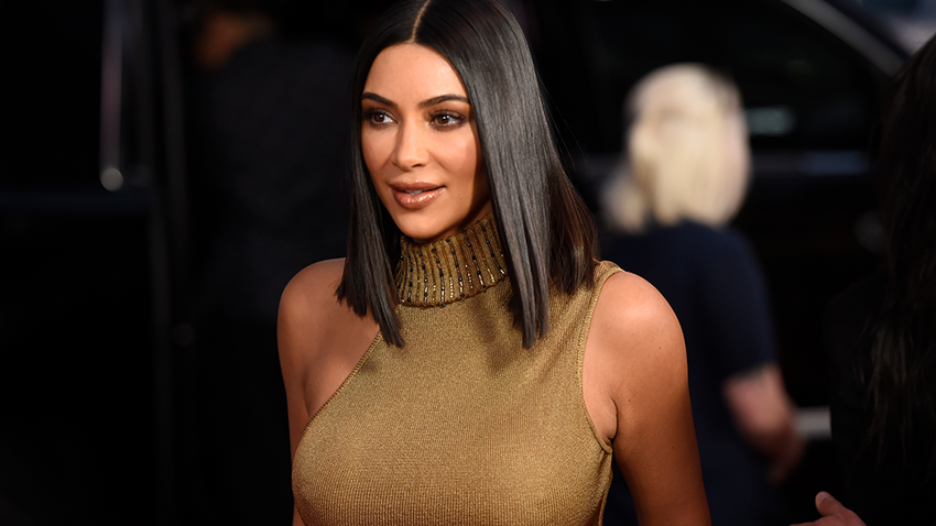 Сумка за 10 тысяч долларов и жакет Майкла Джексона: дочь Кардашьян получила дорогие подарки на Рождество