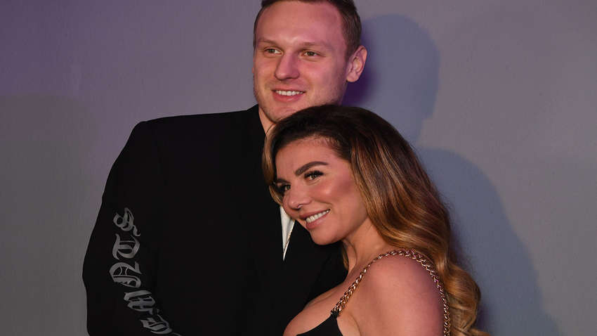 Седокова вышла на связь после самоубийства эксмужа и призналась ему в любви