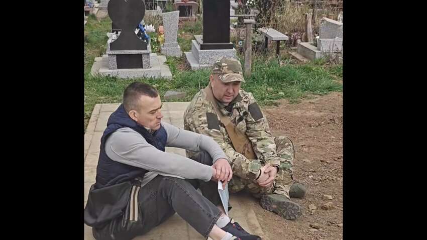 "Это не герой и войны нет": в Черновцах произошел скандал во время похорон военного