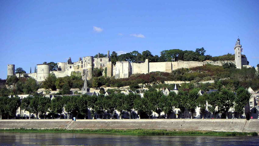 Замок Шинон: фортеця святого Георгія та резиденція королів