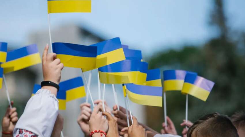 Украинская молодежь сменила позиции: впечатляющий опрос о войне 