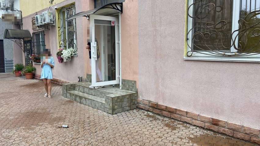 Чоловік погрожував вбити співмешканку: відкрито три кримінальні справи Чоловік погрожував вбити співмешканку: відкрито три кримінальні справи