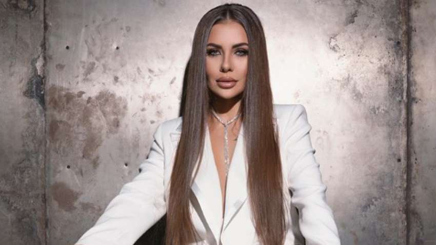 Популярная блоггерша попала в скандал: в День единения назвала себя россиянкой