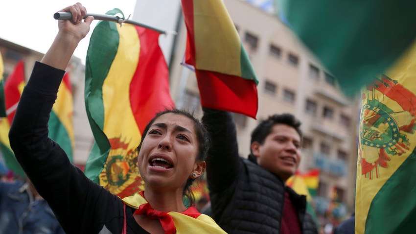 Стало известно, кто стал временным президентом Боливии