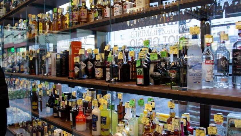 Во Львове запретили продажу алкоголя: детали Во Львове запретили продажу алкоголя: детали