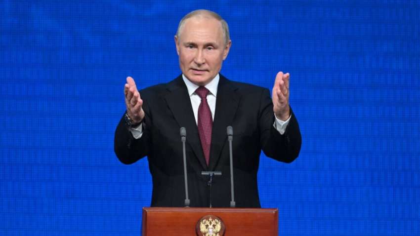 Путін пояснив без чого не може існувати Росія у промові про "рускій мір" Путін пояснив без чого не може існувати Росія у промові про "рускій мір"