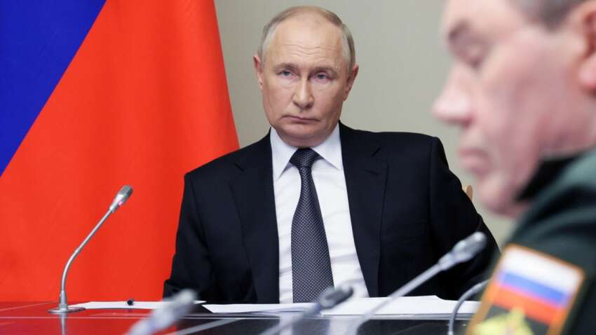 Война в Украине: что требует Путин от США на закрытых переговорах Война в Украине: что требует Путин от США на закрытых переговорах