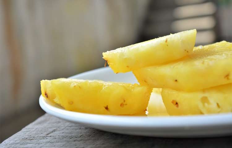 Выбираем сочный и вкусный ананас. Три шага Выбираем сочный и вкусный ананас. Три шага