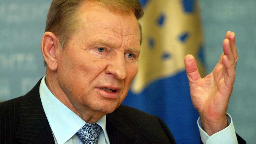 Понедельник в Украине: обмен пленными "онлайн", суд по делу Шеремета и Путин в Крыму