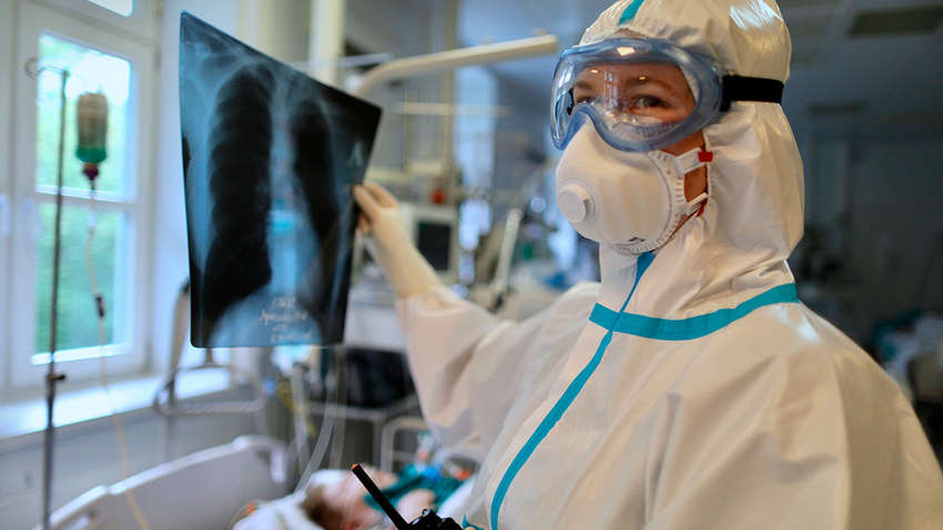 Наступ коронавірусу: де не вдається зупинити спалах